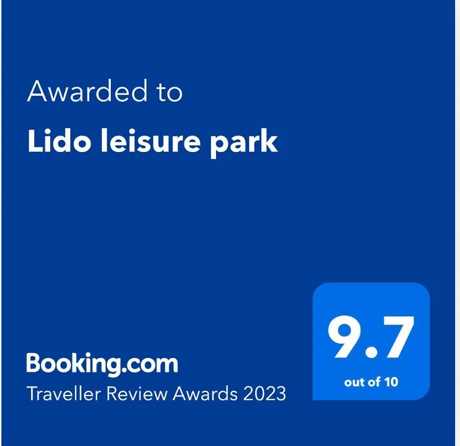 מלון נארסבורו Lido Leisure Park אתר קמפינג